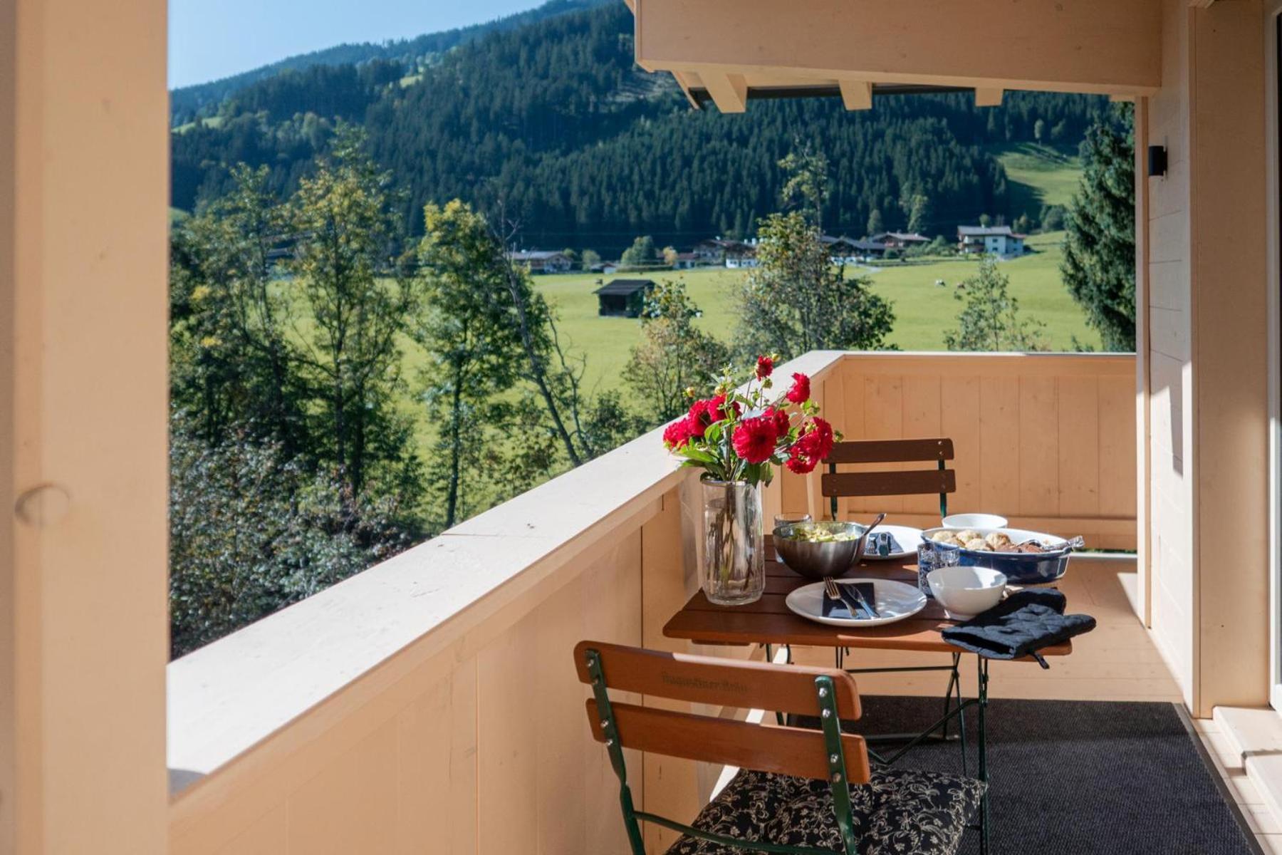 Alte Bildhauerei Appartement Aurach bei Kitzbuehel Buitenkant foto