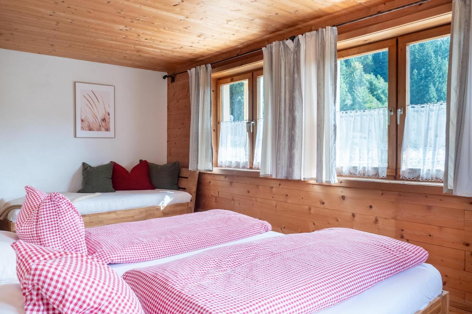 Alte Bildhauerei Appartement Aurach bei Kitzbuehel Buitenkant foto