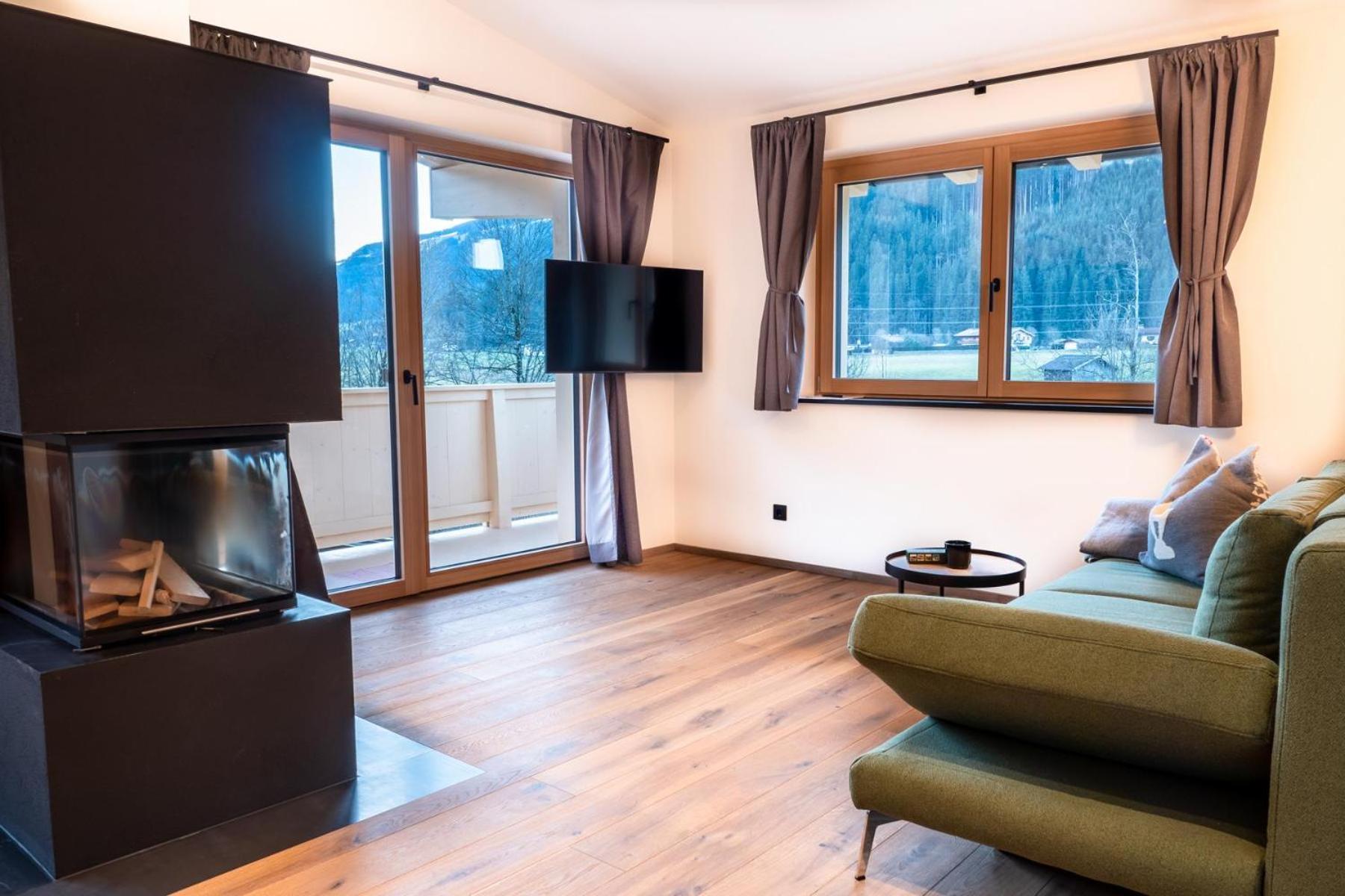 Alte Bildhauerei Appartement Aurach bei Kitzbuehel Buitenkant foto